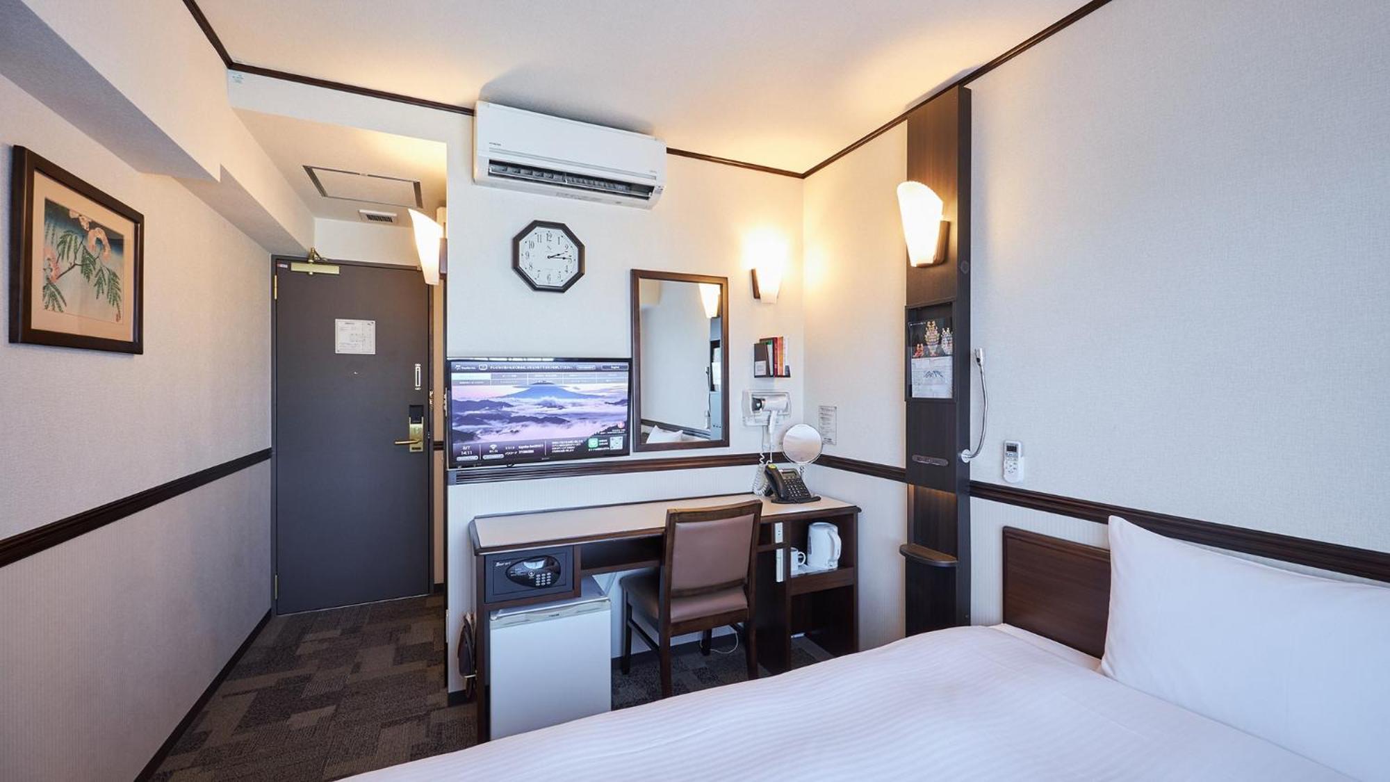 Toyoko Inn Tokyo Akiba Asakusabashi-Eki Higashi-Guchi Екстериор снимка